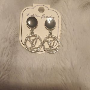 Dainty dangle earrings